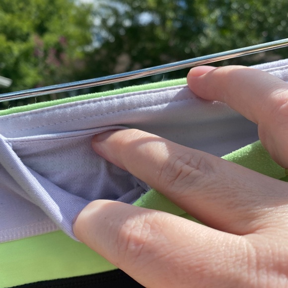 *SOLD* - Lululemon leggings Girls Sz 12/14/16 - Picture 4 of 9